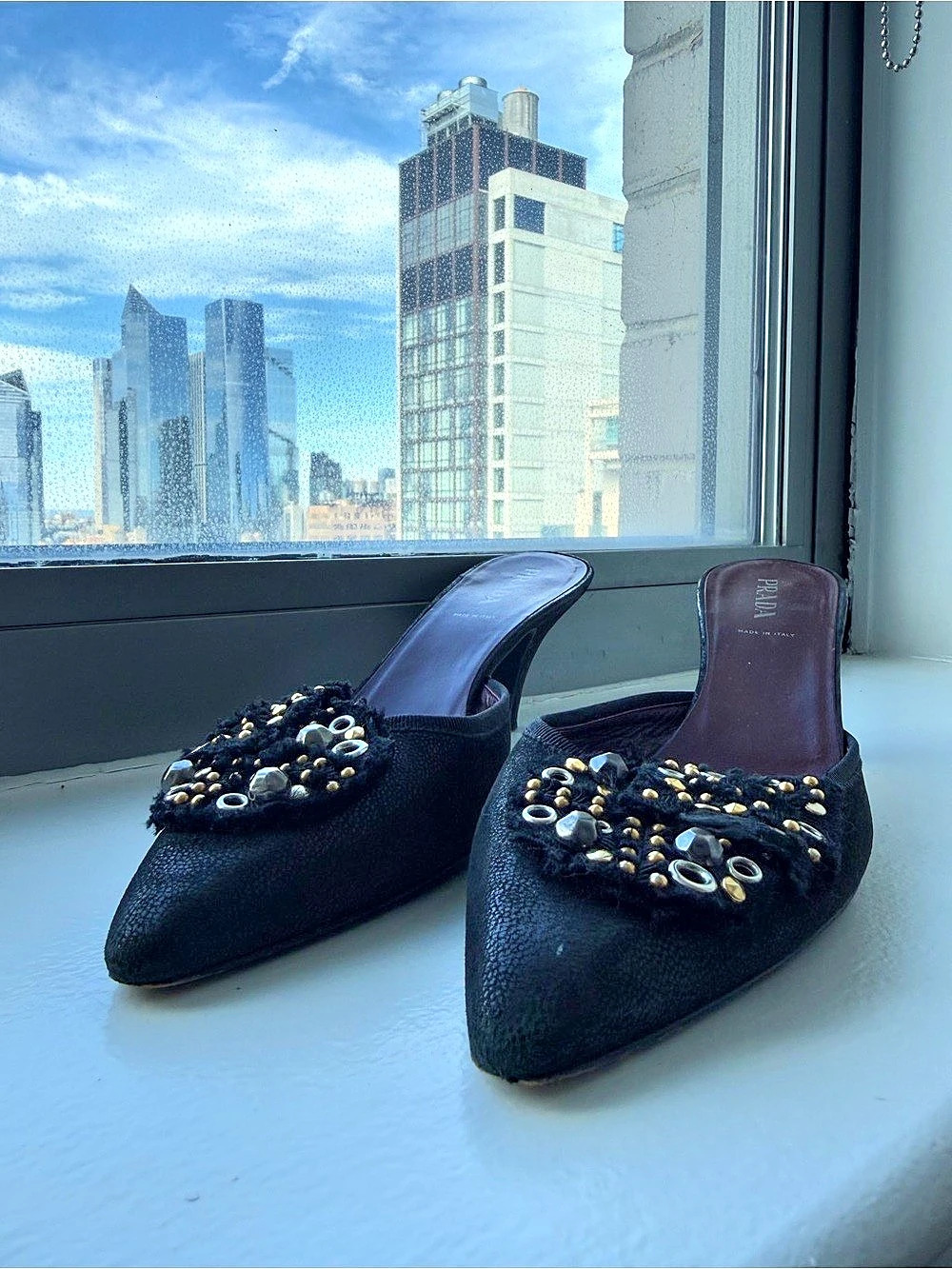 Rare Vintage Prada Embellished Pointed-Toe Mules in Black 39.5 - Picture 2 of 9